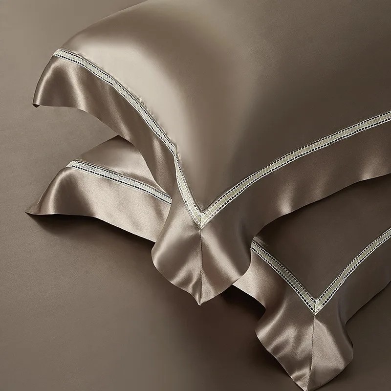Mulberry sutra Premium 4 buah  - Silk Sheet Set ulasan dan harga